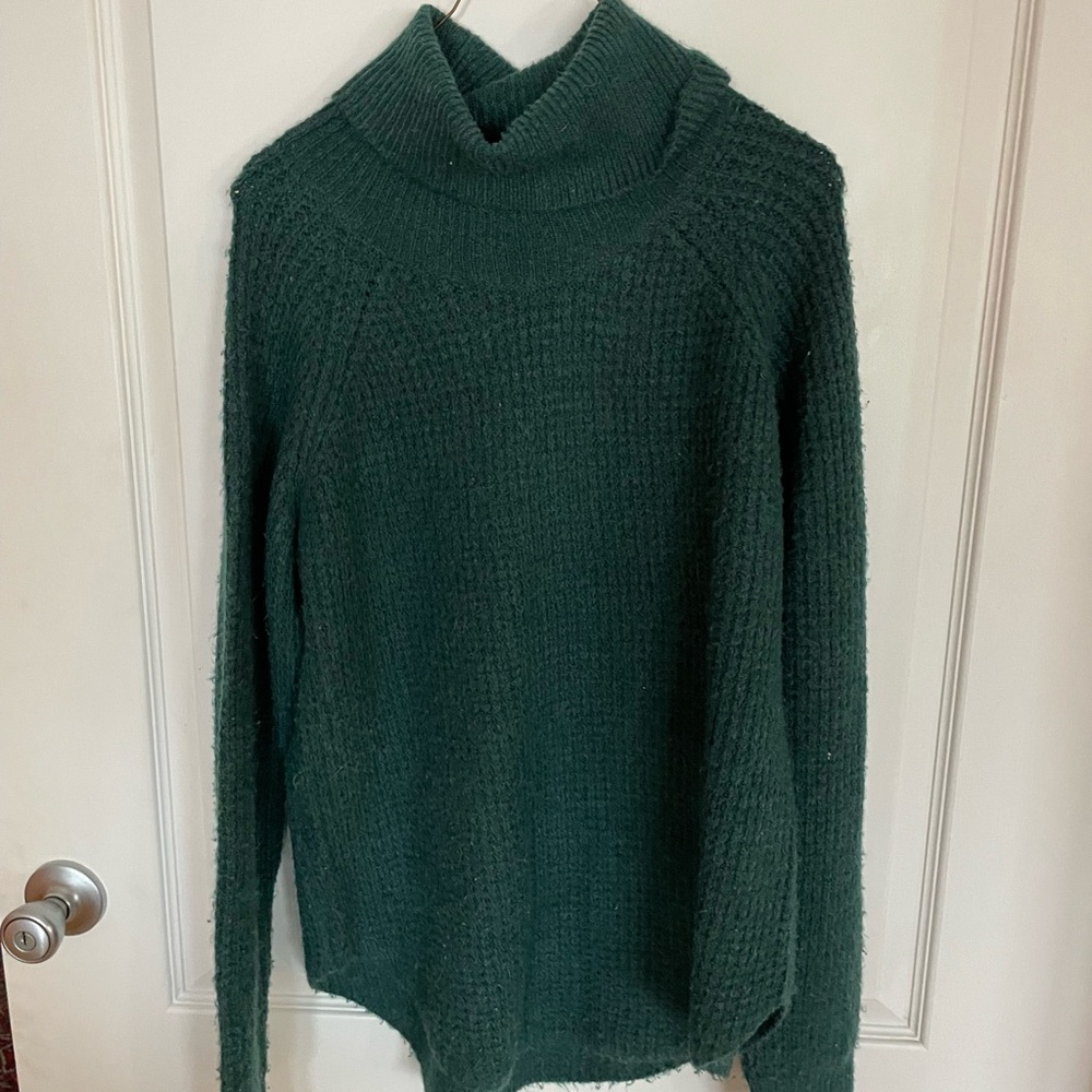 Kuhl Women's Sienna Green Turtleneck Sweater